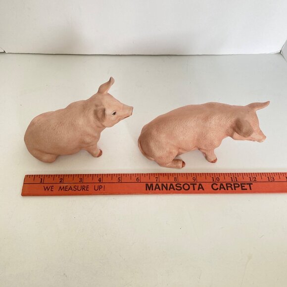 Royal Crown Porcelain Pig Figurines Set Of 2 Collectible Decorative Pieces - Picture 12 of 14